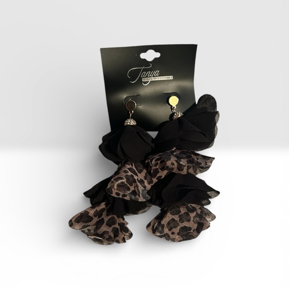 Tanya Creations Jewelry - Chiffon petals with crystal accents and gold-tone metal base Tanya Creations